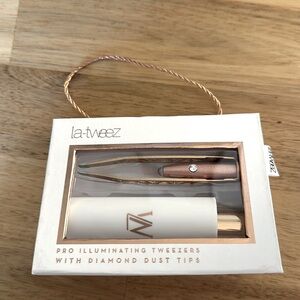 La-Tweez Pro Illuminating Tweezers